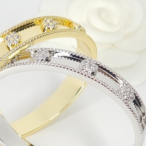 NEW Chic Micro Pave CZ Cuff Bangle Bracelet NWT - Picture 9 of 11